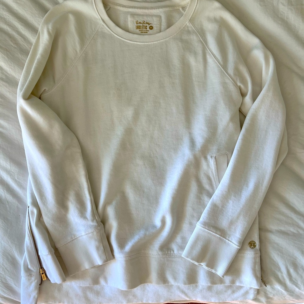 Lilly Pulitzer Luxletic Beach Comber Pullover White M